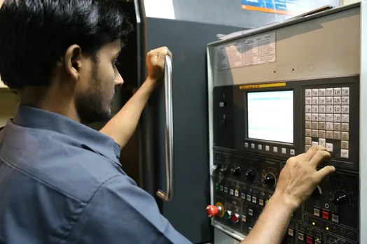Injection molding machine
